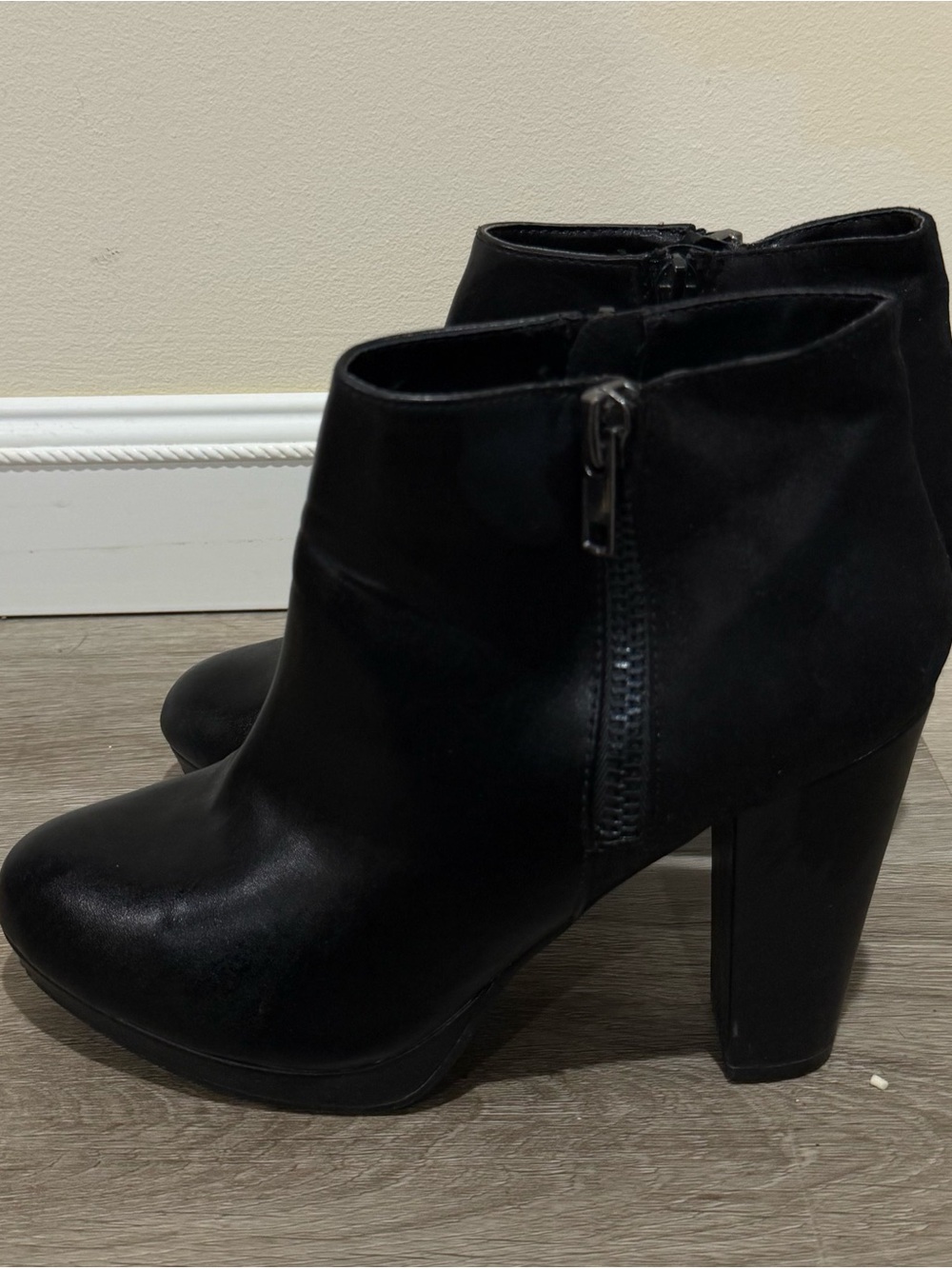Women's Black Ankle Booties with Side Zip